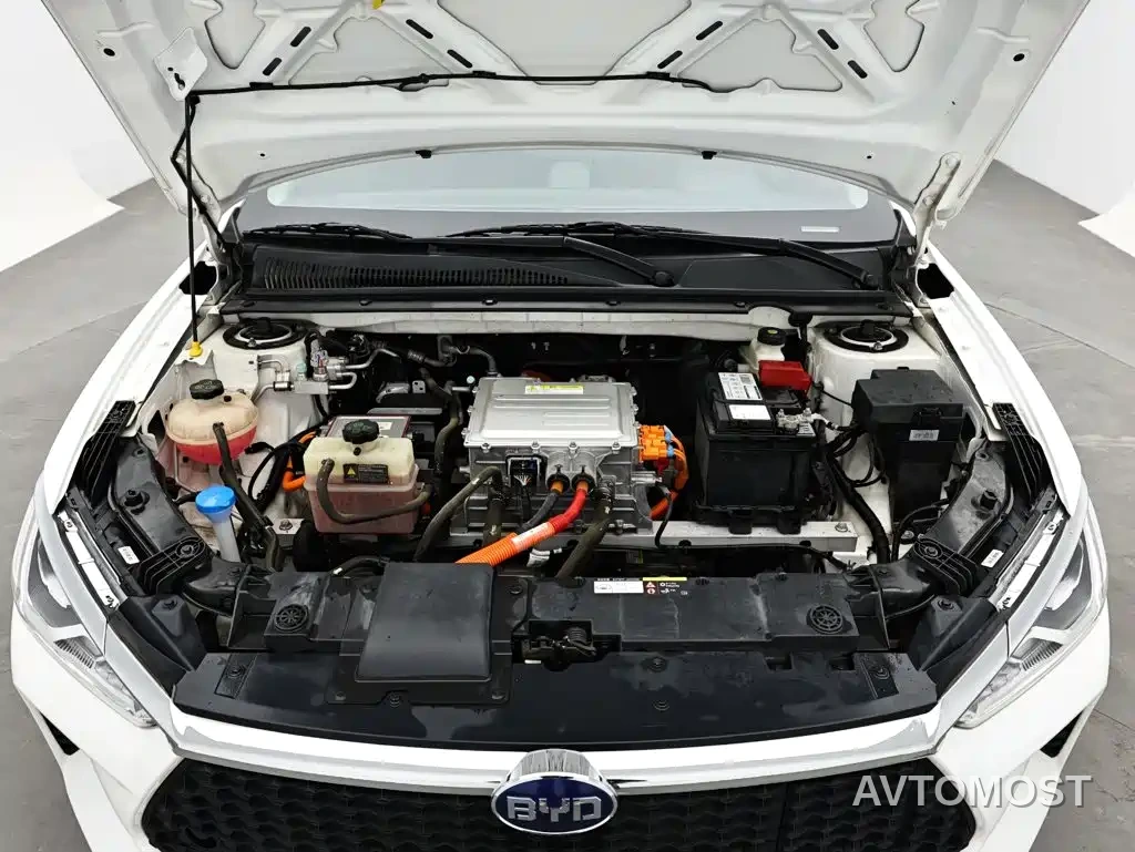 BYD e3 2021 Leading Comfort Edition — фото 17