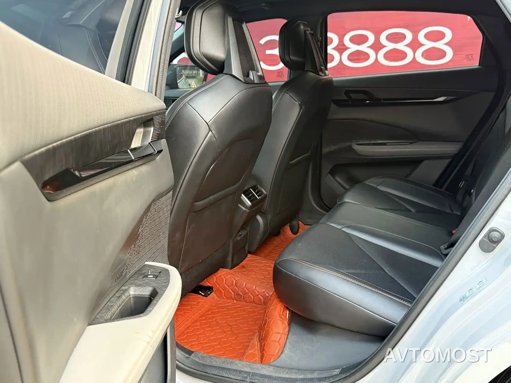 Changan UNI-V 2022 1.5T Premium Model — фото 6