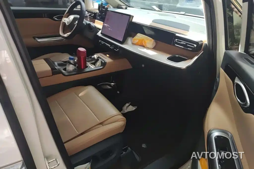 GAC Trumpchi E8 2024 Glory Series 2.0L Glory Edition — фото 8