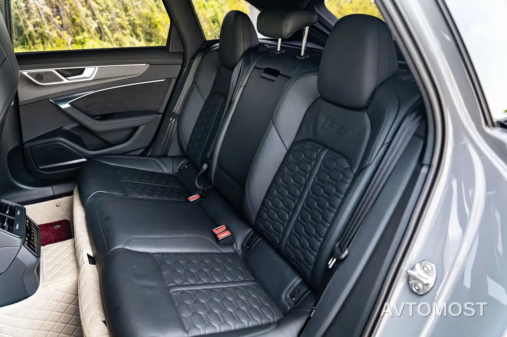 Audi RS 6 2021 RS 6 4.0T Avant — фото 18