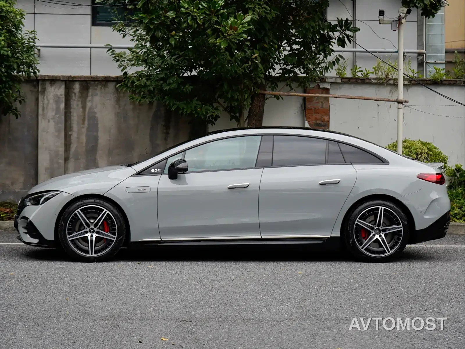 Mercedes-Benz EQE AMG 2023 AMG EQE 53 4MATIC+ — фото 3