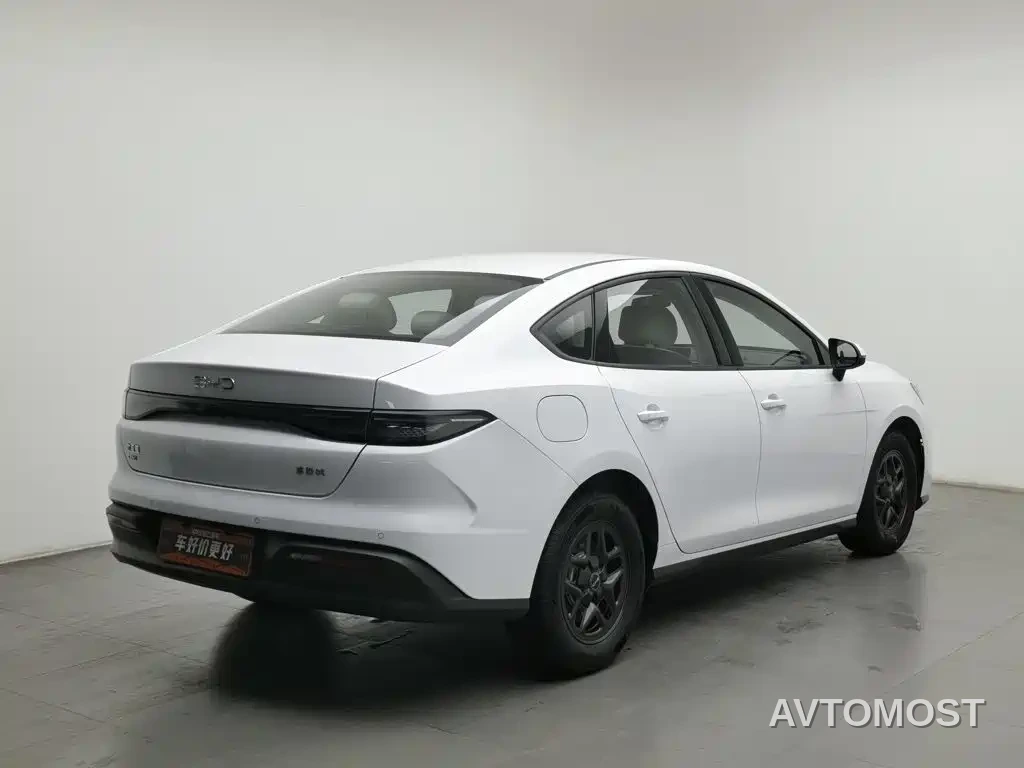 BYD Hai Bao 05 DM-i 2025 DM-i Smart Drive Edition 55KM Luxury — фото 1