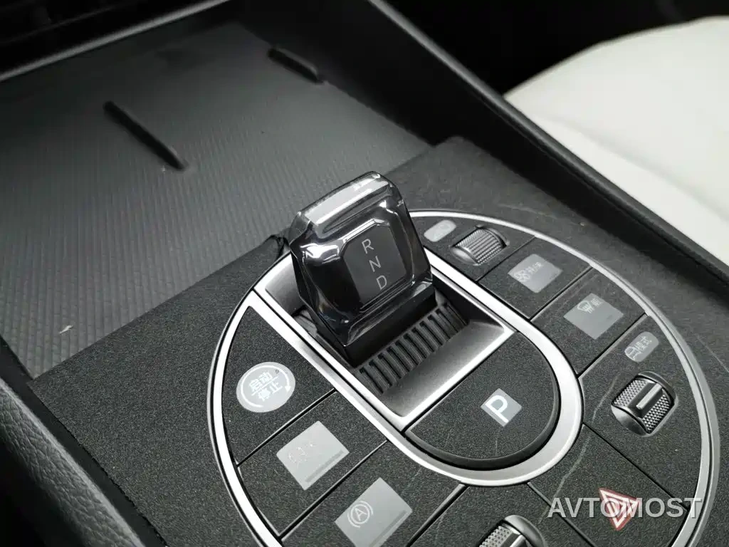 BYD Hai Bao 05 DM-i 2025 DM-i Smart Drive Edition 55KM Luxury — фото 11