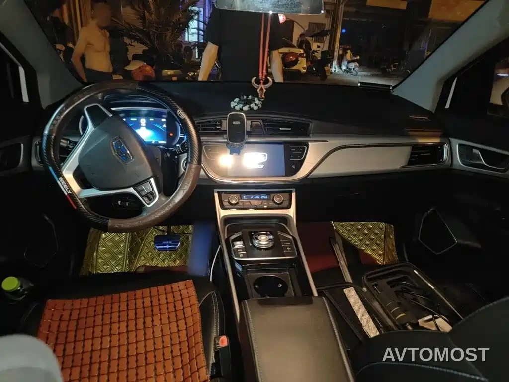 Geely Emgrand GSe 2020 500 Ling Shang Edition — фото 12