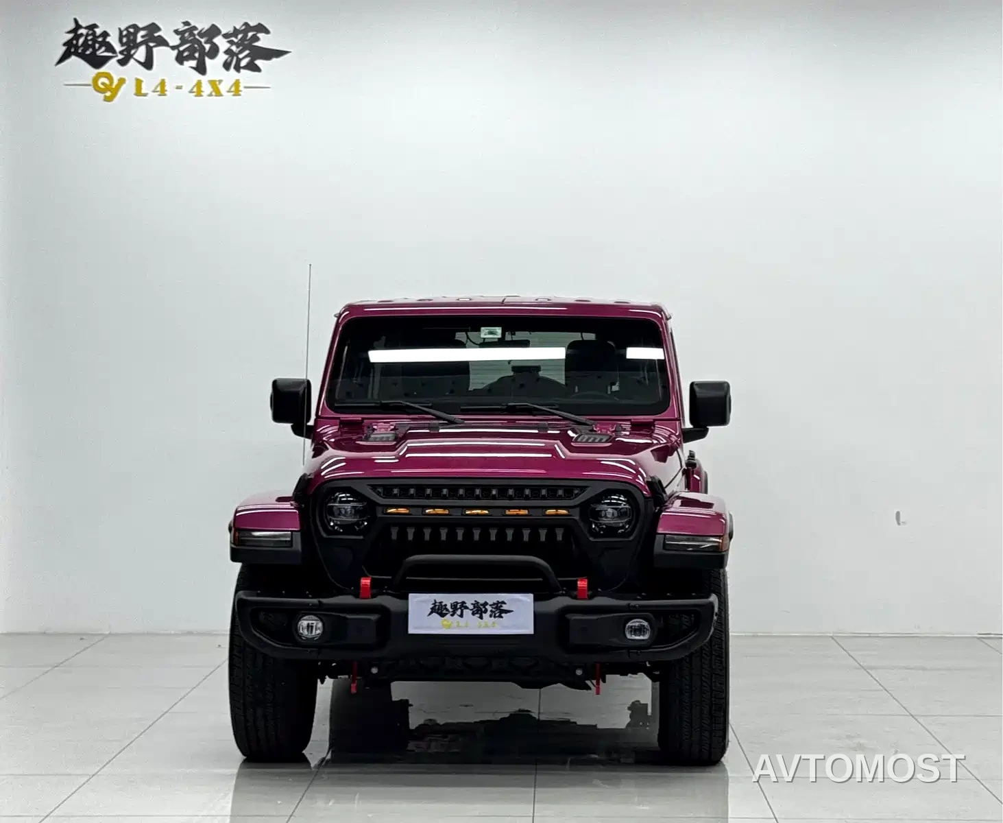 Jeep Wrangler 2022 2.0T Highland Bahamas Pink Sand Special — фото 2