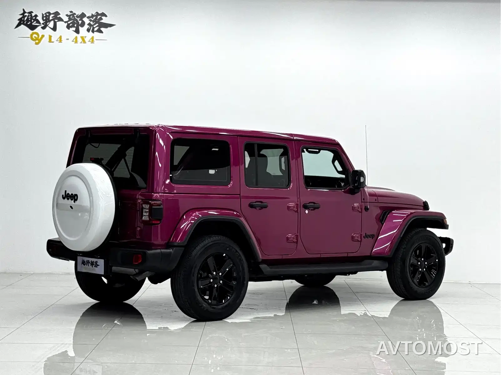 Jeep Wrangler 2022 2.0T Highland Bahamas Pink Sand Special — фото 11