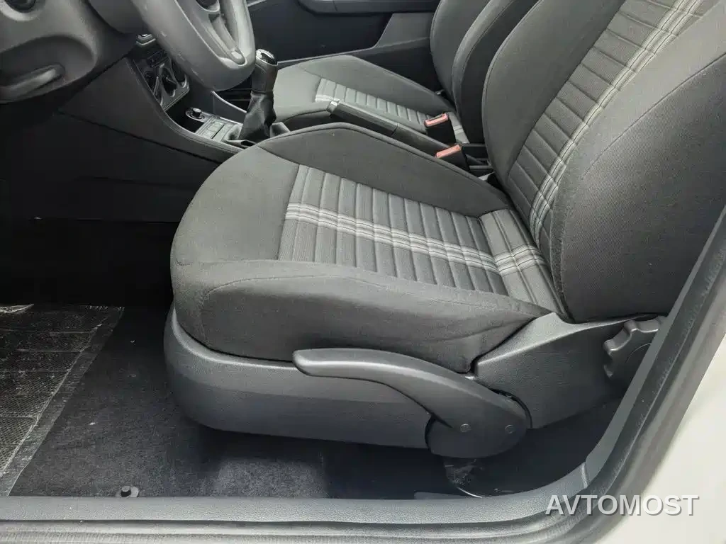 Volkswagen Lavida 2019 Lavida Start 1.5L Manual Trend (China VI) — фото 16