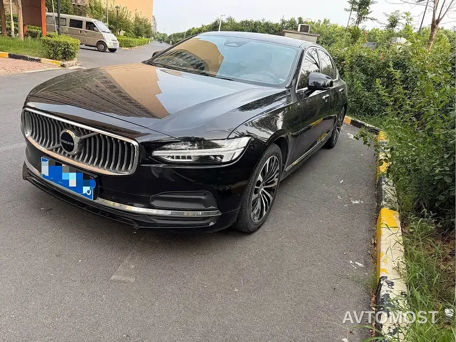 Volvo S90 2023 B5 Intelligent Comfort Luxury Edition