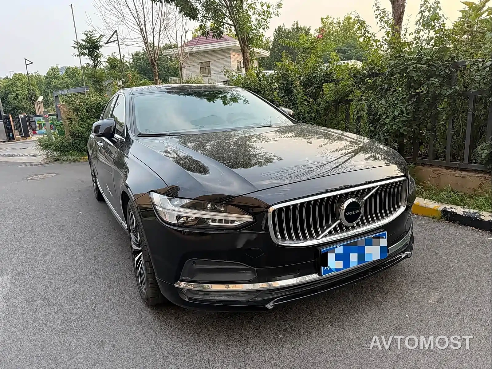 Volvo S90 2023 B5 Intelligent Comfort Luxury Edition — фото 3