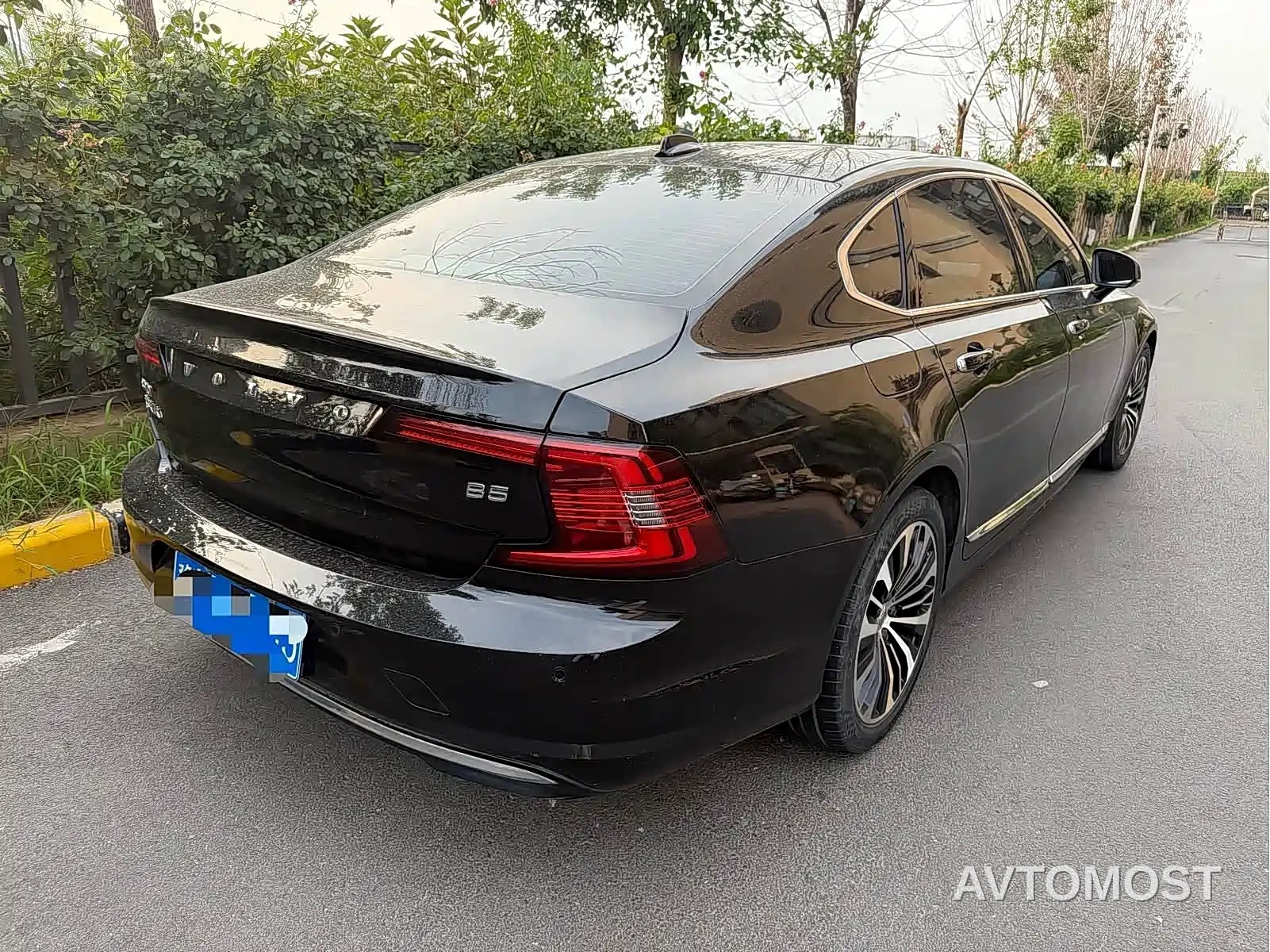 Volvo S90 2023 B5 Intelligent Comfort Luxury Edition — фото 7
