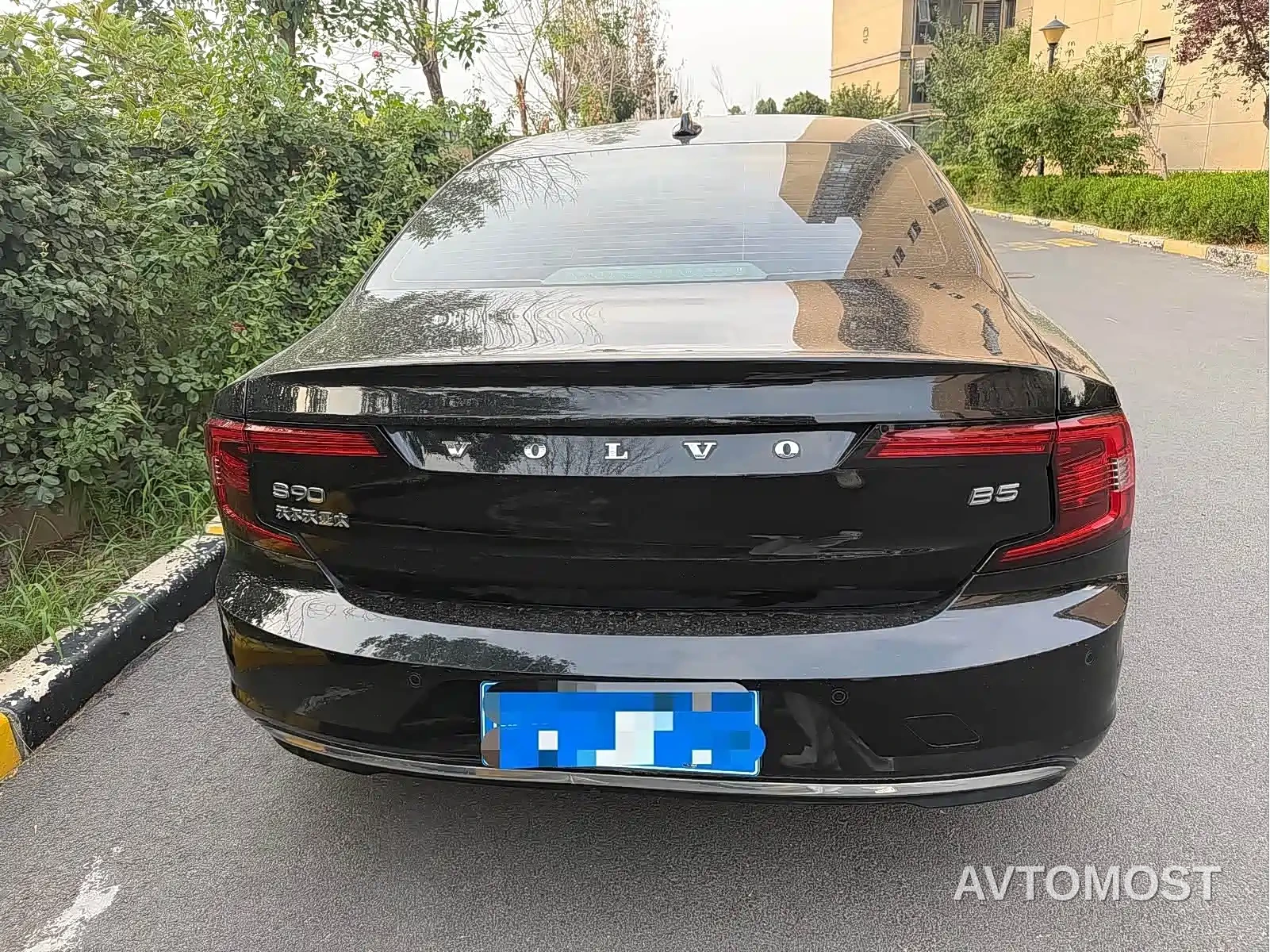 Volvo S90 2023 B5 Intelligent Comfort Luxury Edition — фото 8
