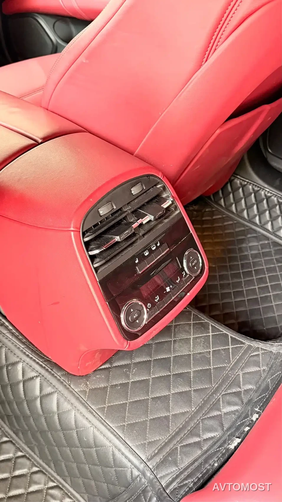 Maserati Quattroporte 2022 3.0T GT — фото 15