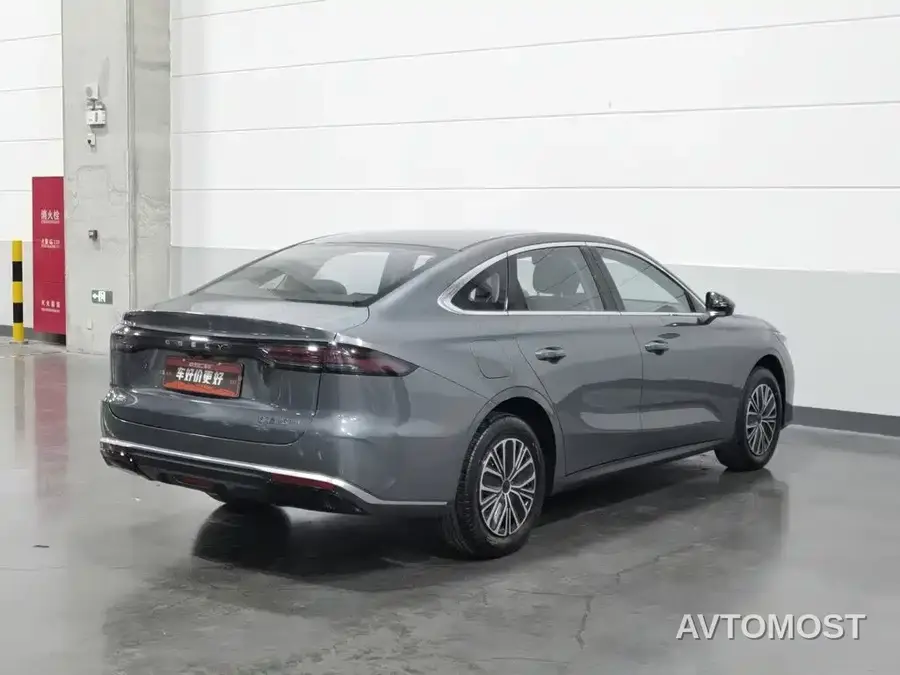 Geely Galaxy Stellar 6 2025 60km Voyager Edition