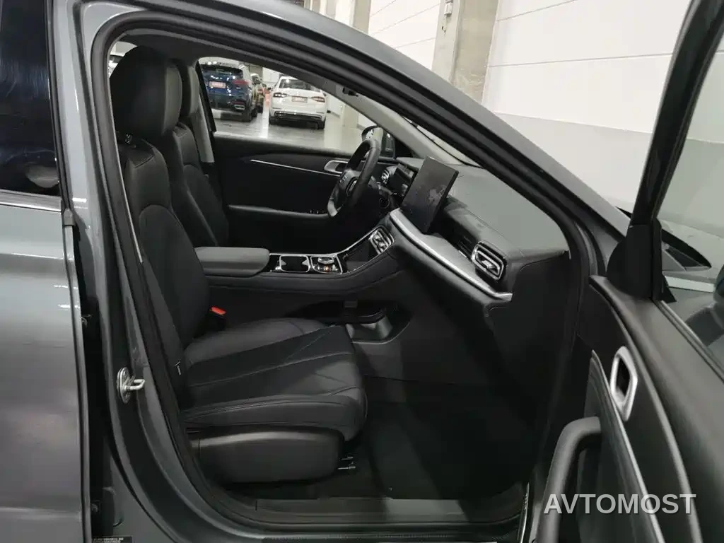 Geely Galaxy Stellar 6 2025 60km Voyager Edition — фото 22