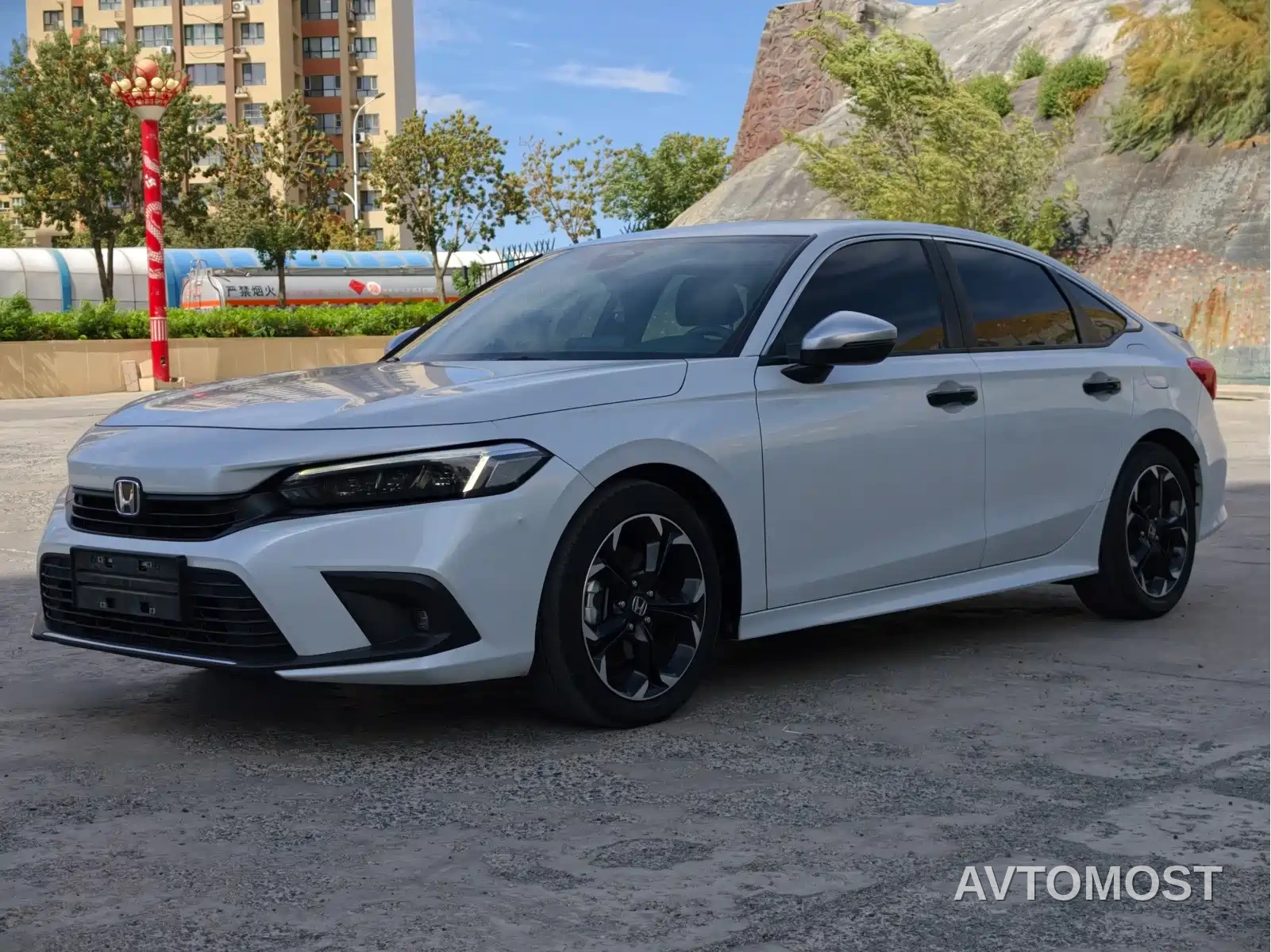 Honda Civic 2023 2.0L e:HEV Sport Edition — фото 1