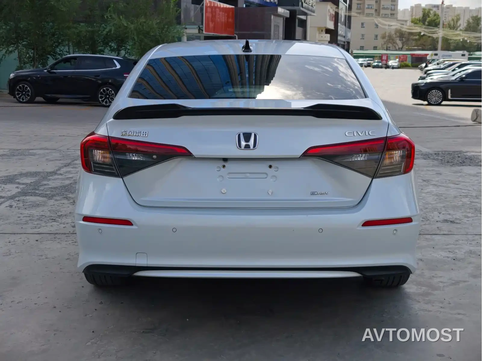 Honda Civic 2023 2.0L e:HEV Sport Edition — фото 8