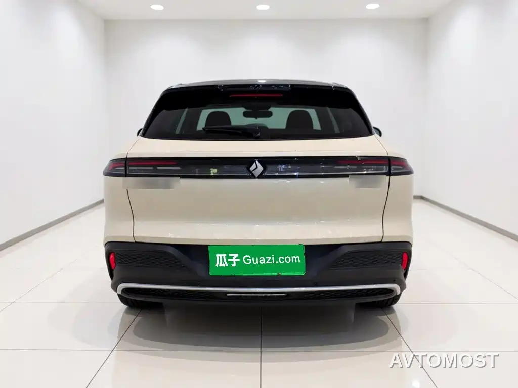 Baojun Yunhai 2024 140km Plug-in Hybrid — фото 5