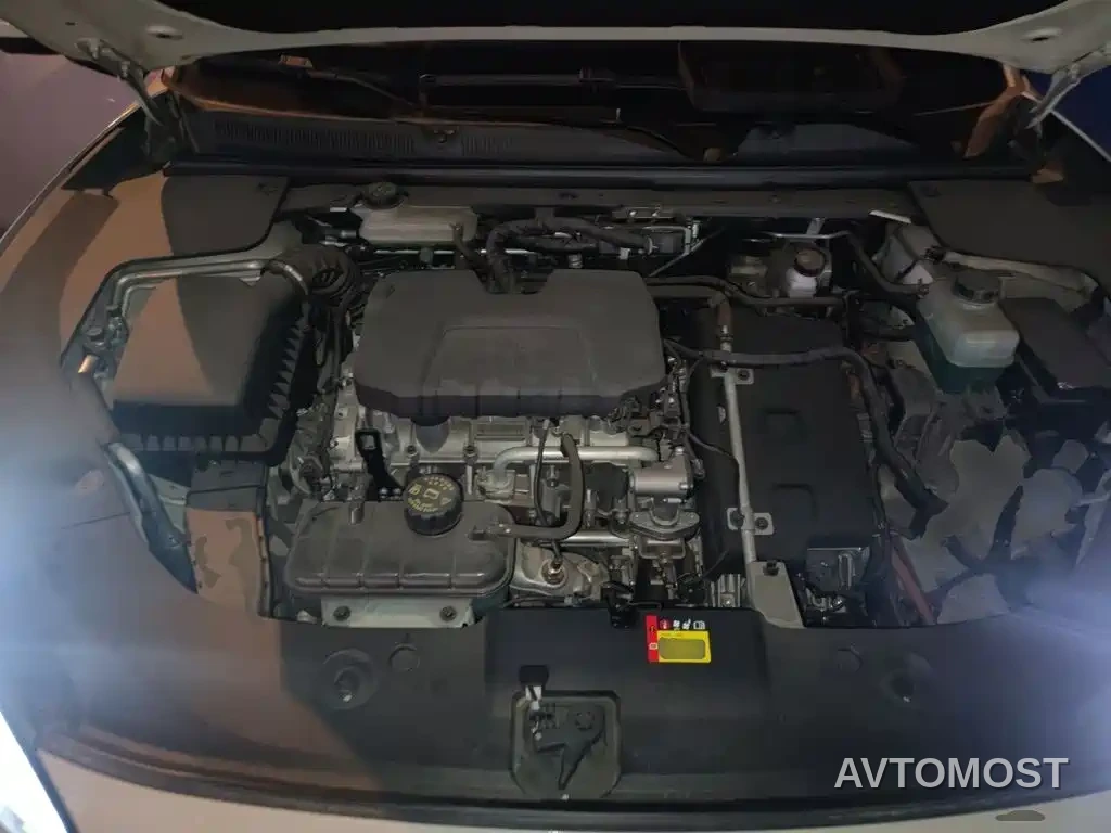Baojun Yunhai 2024 140km Plug-in Hybrid — фото 21