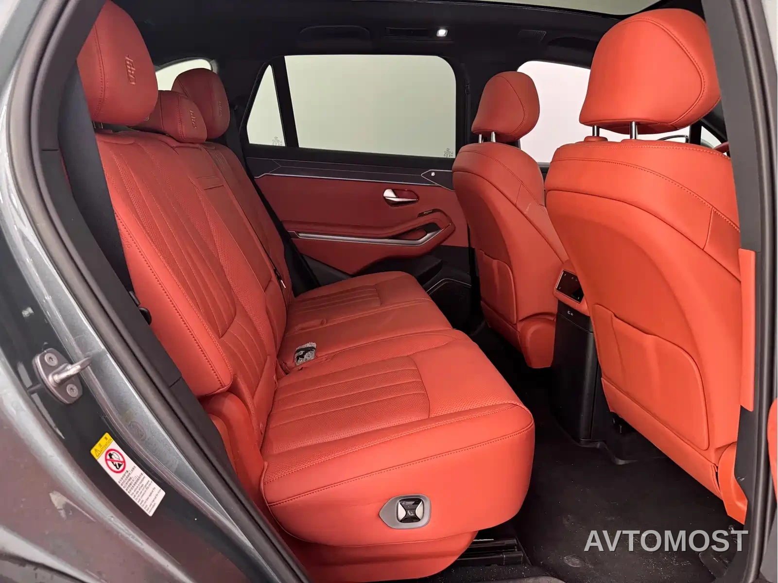 BYD Tang L 2025 DM 175KM Drone Player Edition — фото 12