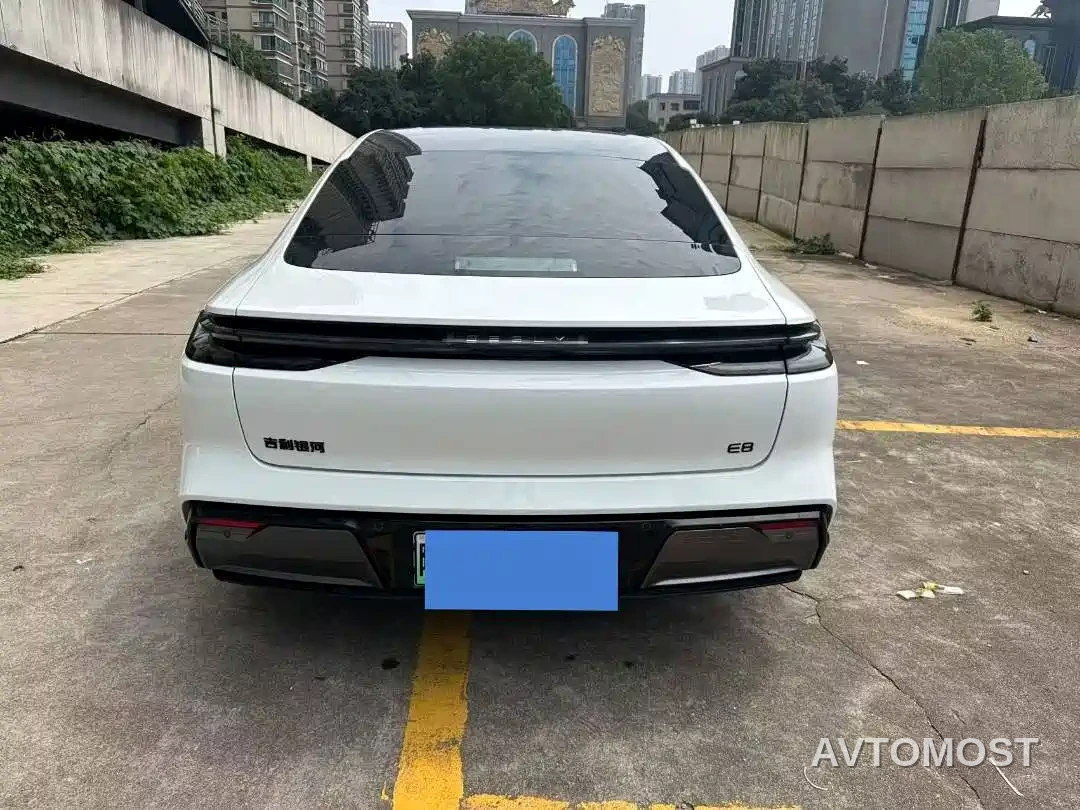 Geely Galaxy E8 2025 Model 610km Premium Edition — фото 7