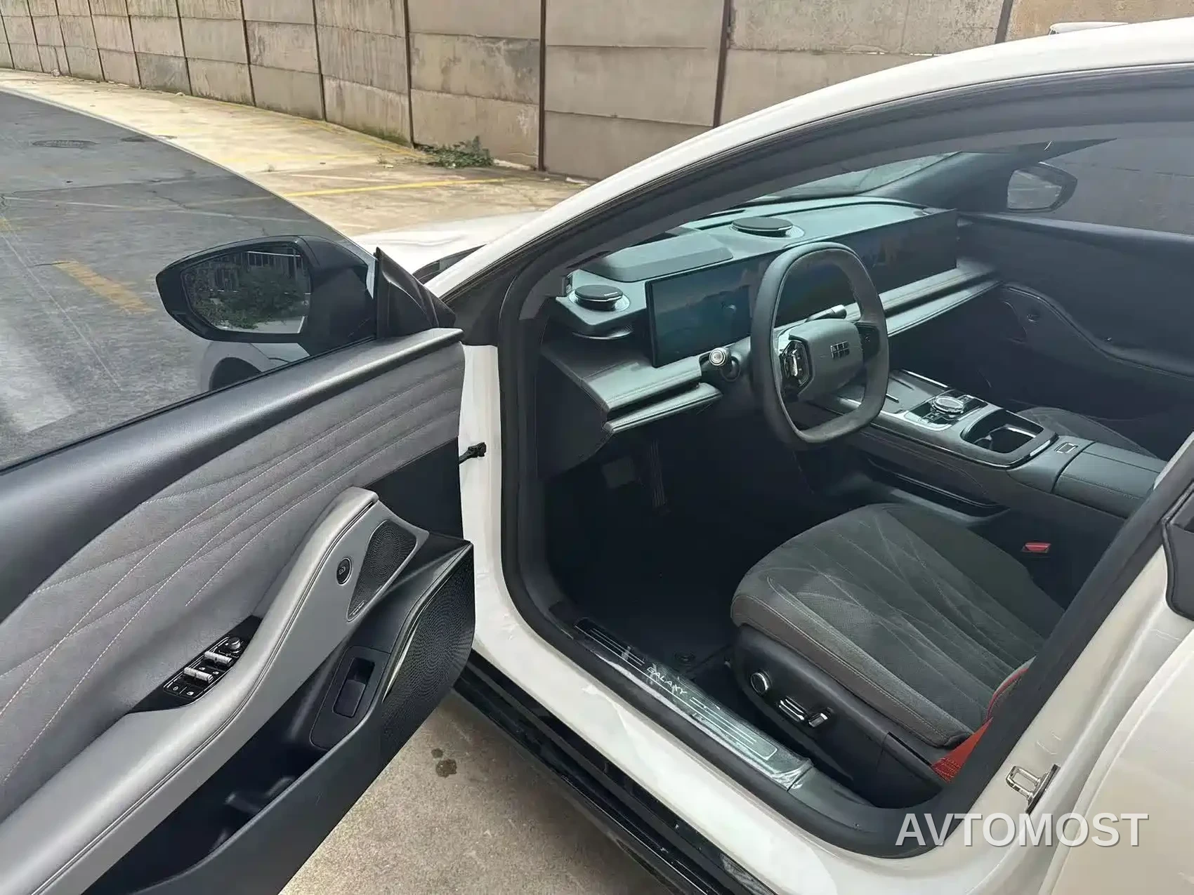 Geely Galaxy E8 2025 Model 610km Premium Edition — фото 11
