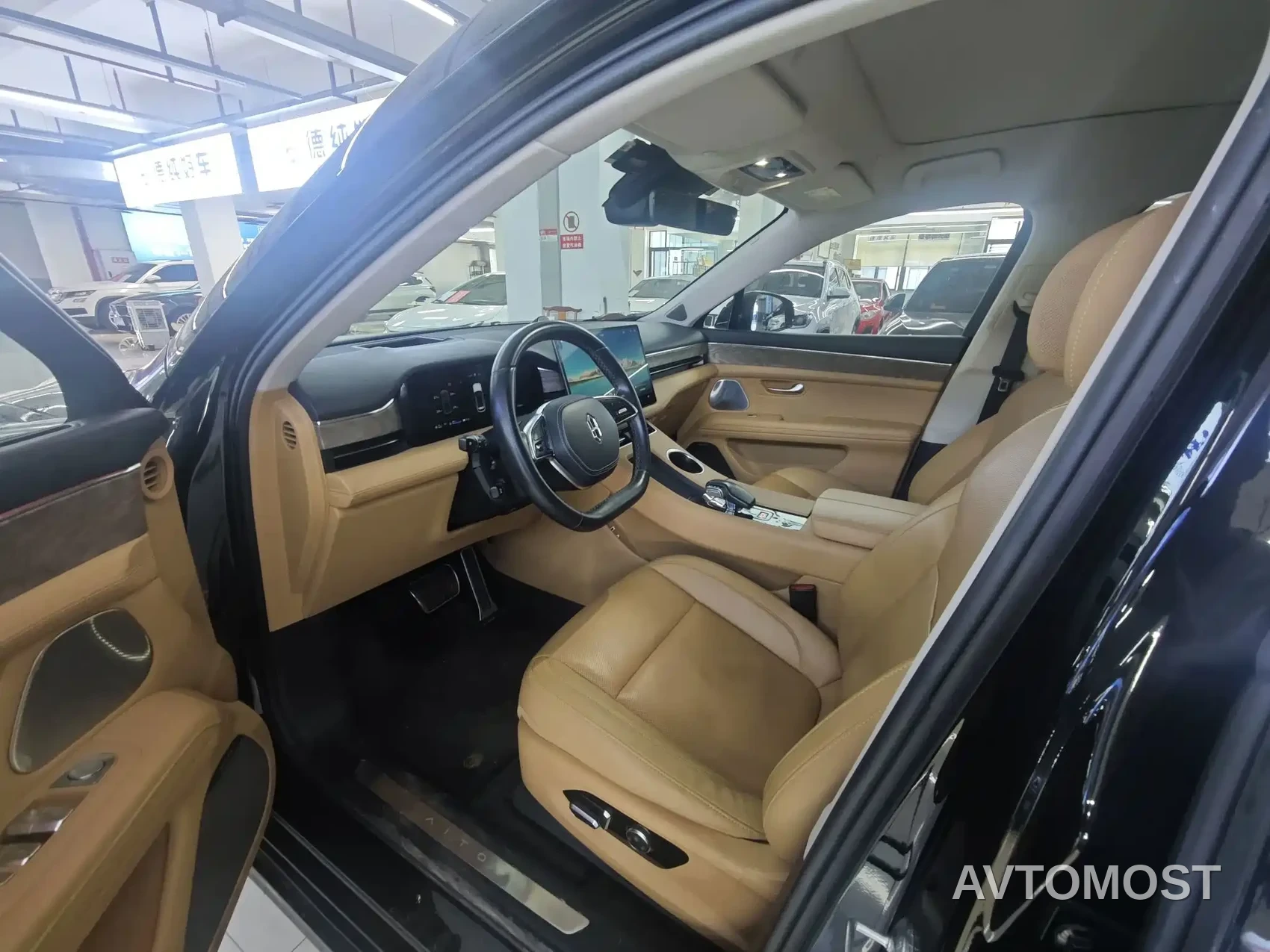 AITO M5 2022 Extended Range AWD Flagship — фото 6