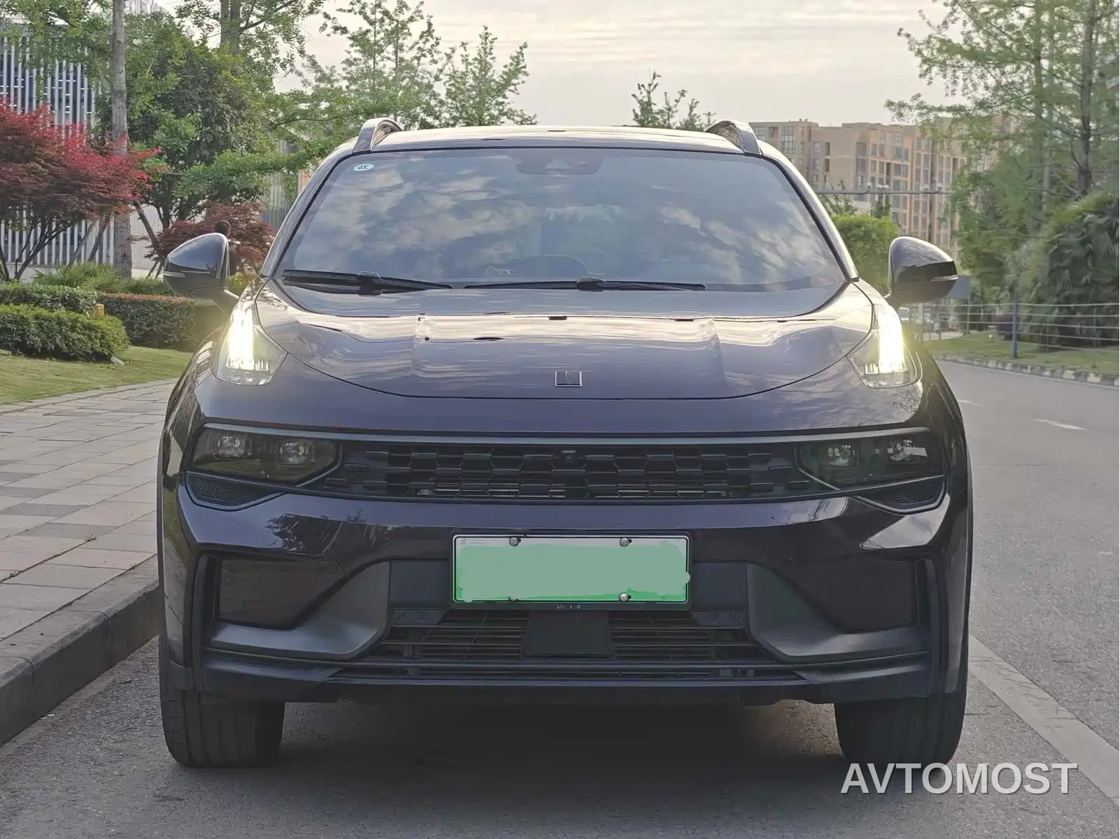 Lynk & Co 01 EM-P 2021 1.5TD PHEV Halo — фото 2