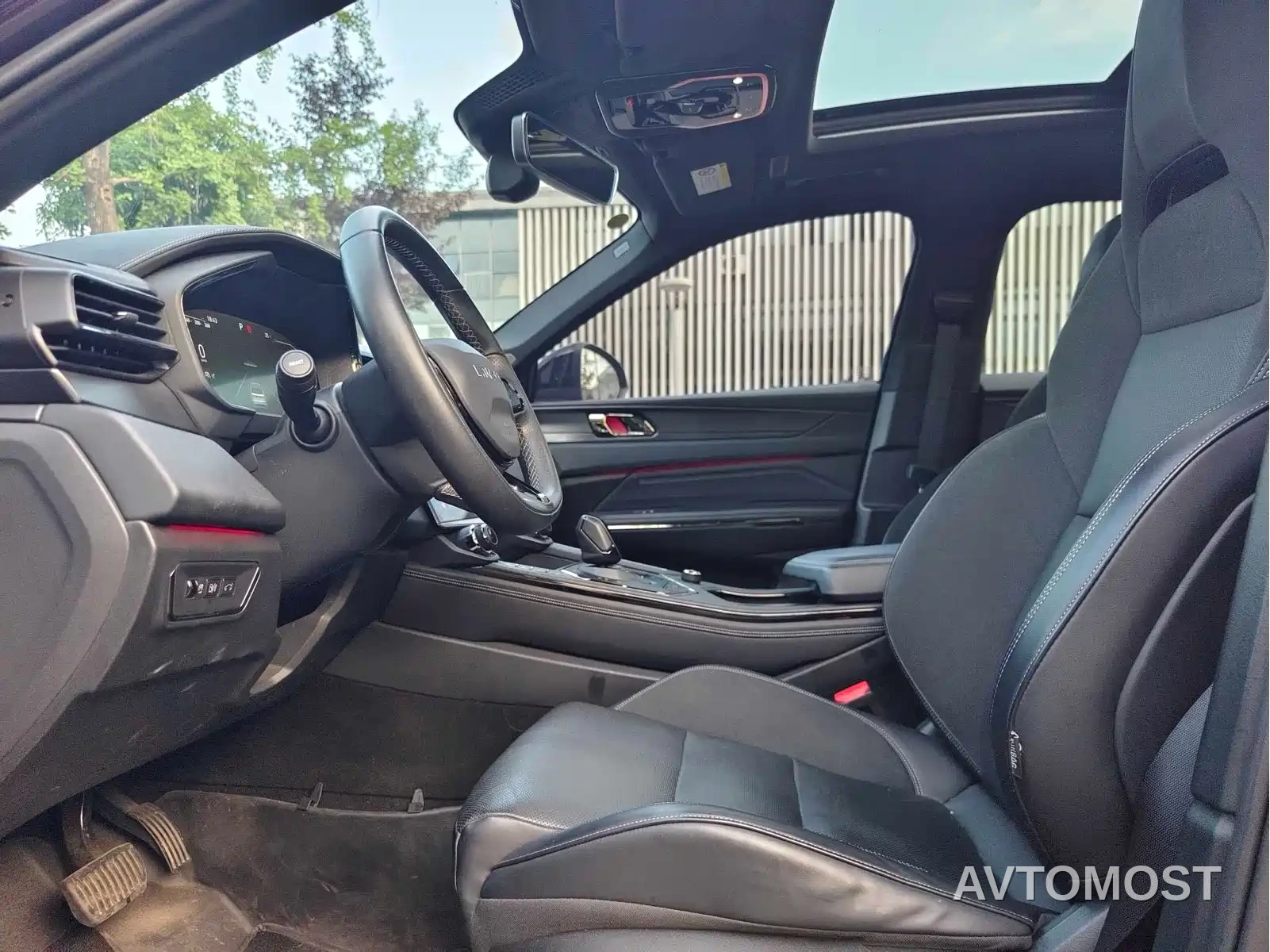 Lynk & Co 01 EM-P 2021 1.5TD PHEV Halo — фото 9