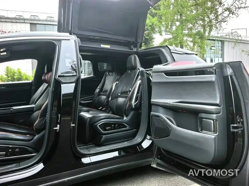 HiPhi X 2021 Founder Edition 6-Seater — фото 6