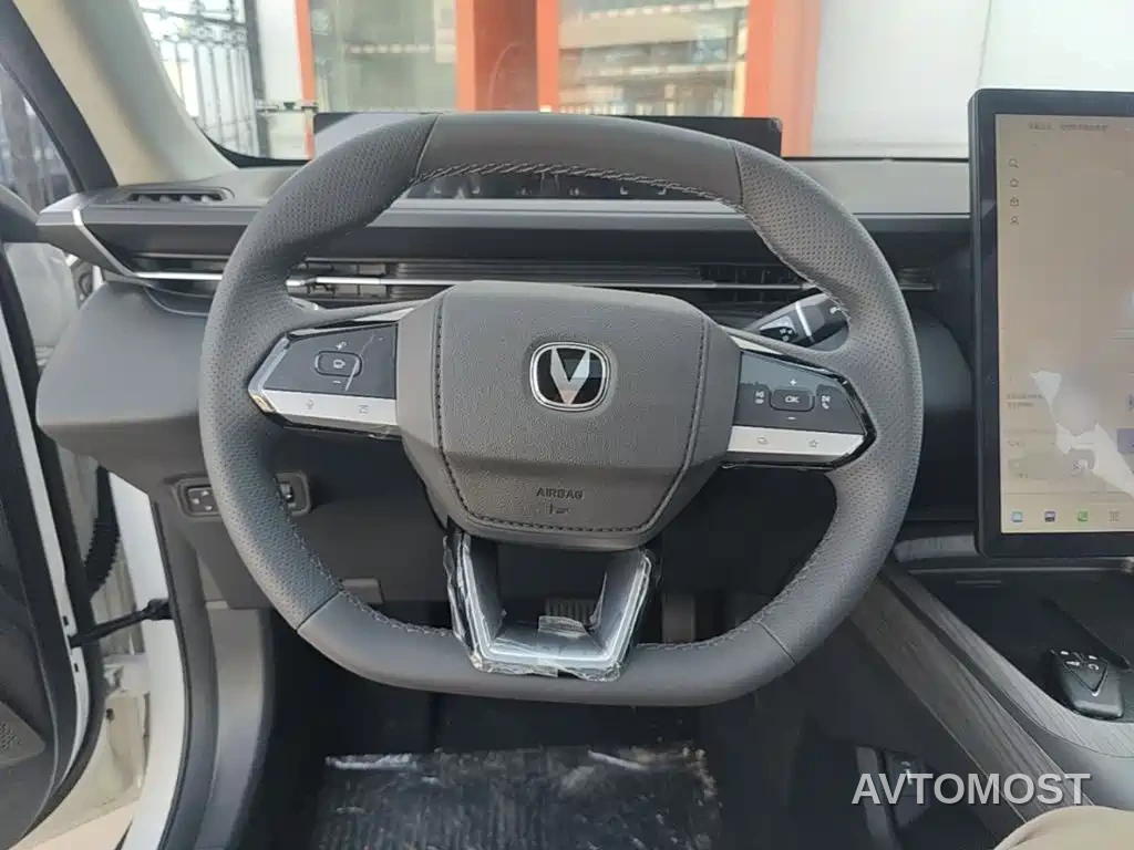 Changan Eado PHEV 2025 Smart New Blue Whale 145KM Battleship Edition — фото 11