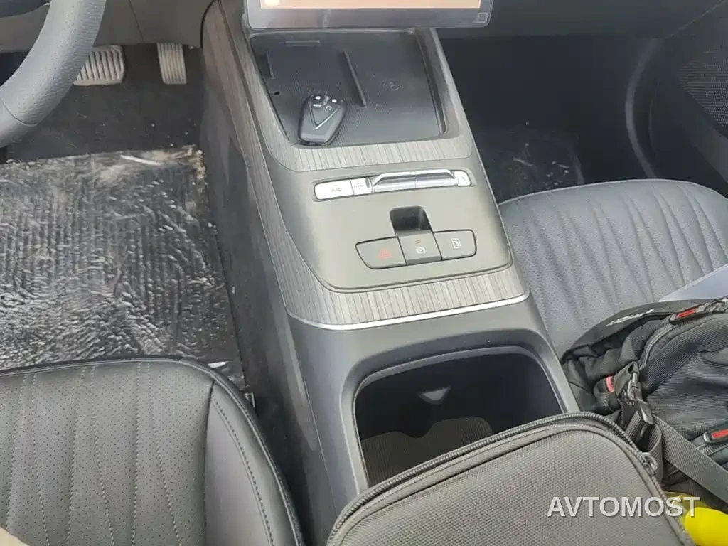 Changan Eado PHEV 2025 Smart New Blue Whale 145KM Battleship Edition — фото 14