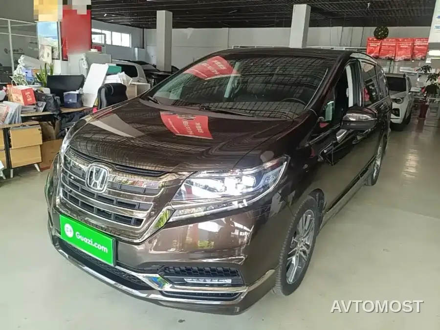 Honda Elysion 2019 2.0L Hybrid Luxury Edition