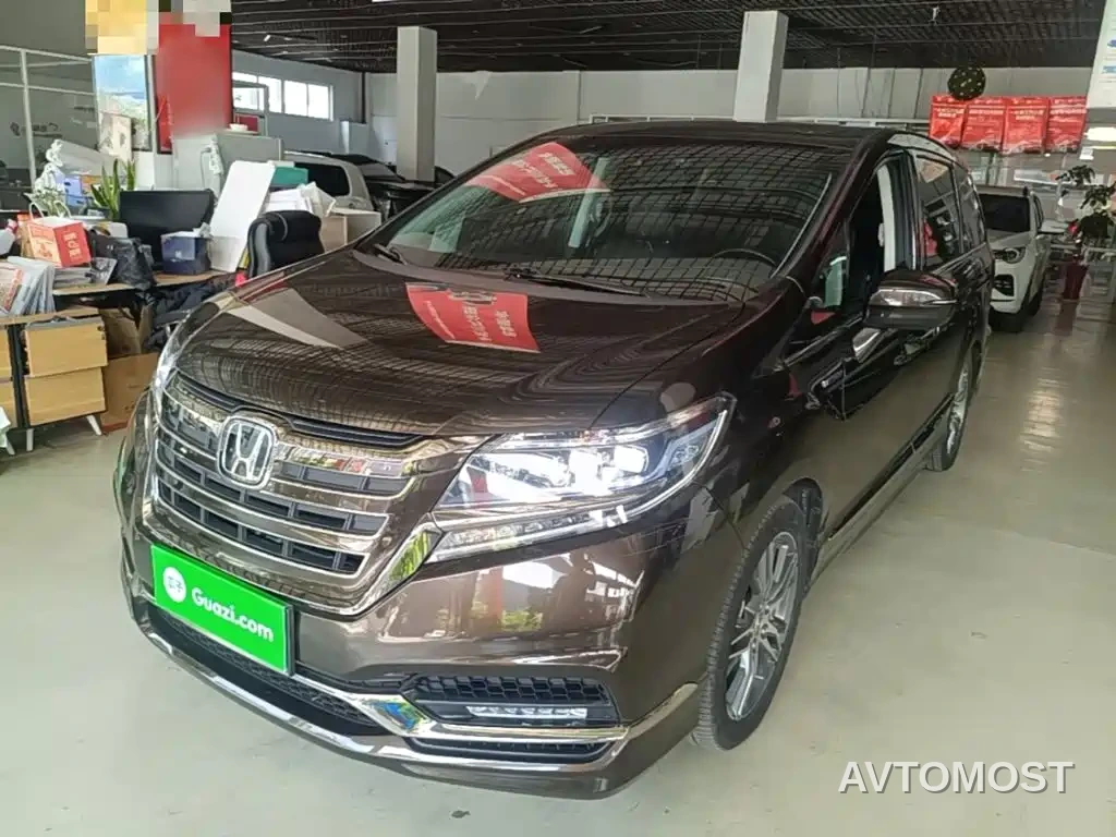 Honda Elysion 2019 2.0L Hybrid Luxury Edition — фото 1
