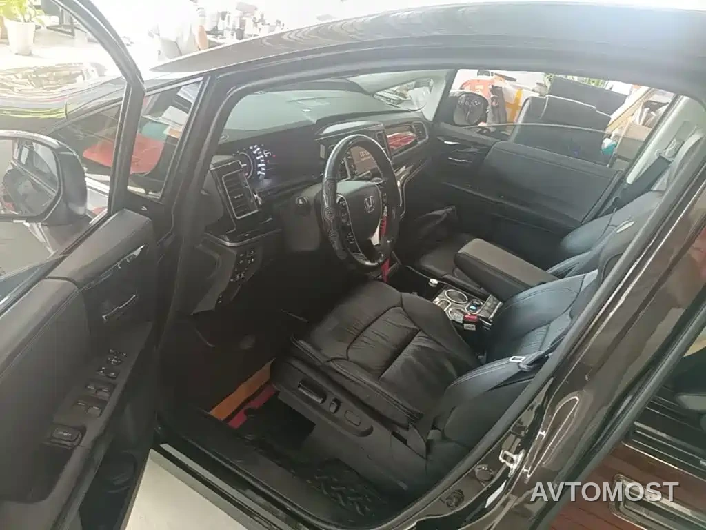 Honda Elysion 2019 2.0L Hybrid Luxury Edition — фото 15