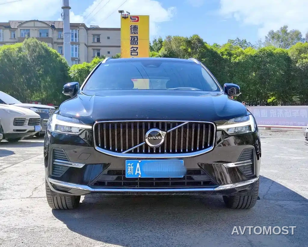 Volvo XC60 2025 B5 AWD Smart Elite Luxury Edition — фото 2