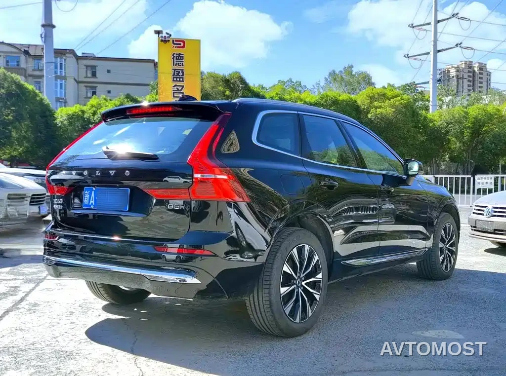 Volvo XC60 2025 B5 AWD Smart Elite Luxury Edition — фото 4