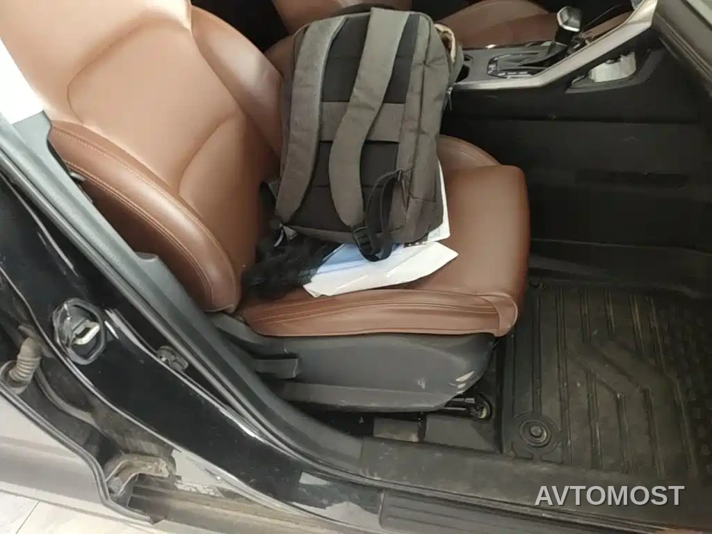 Geely Emgrand X6 2021 Model PRO 1.4T Automatic Premium — фото 24