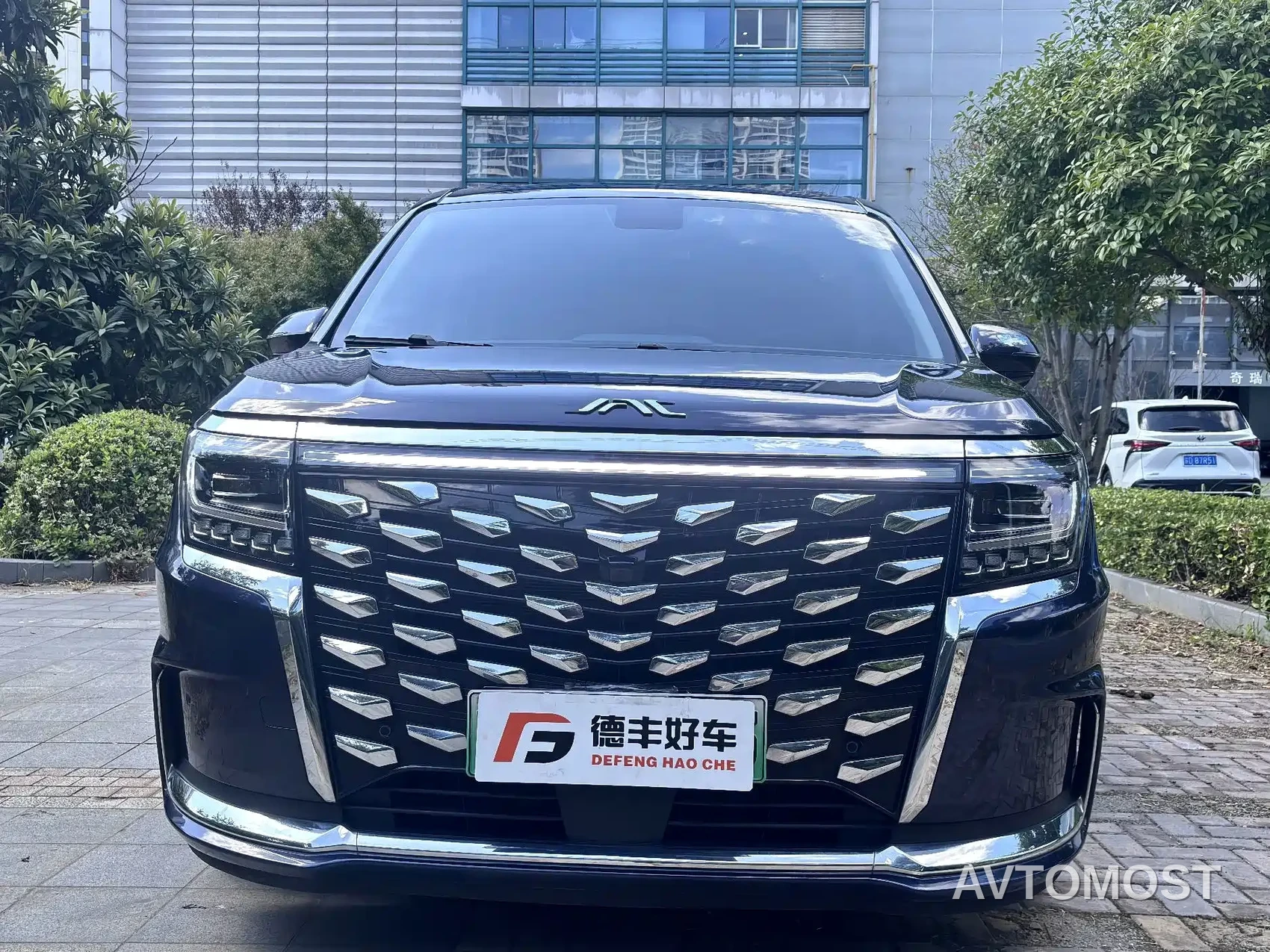 JAC Refine RF8 PHEV 2024 Smart Edition 1.5T 150KM Flagship (LFP) — фото 2