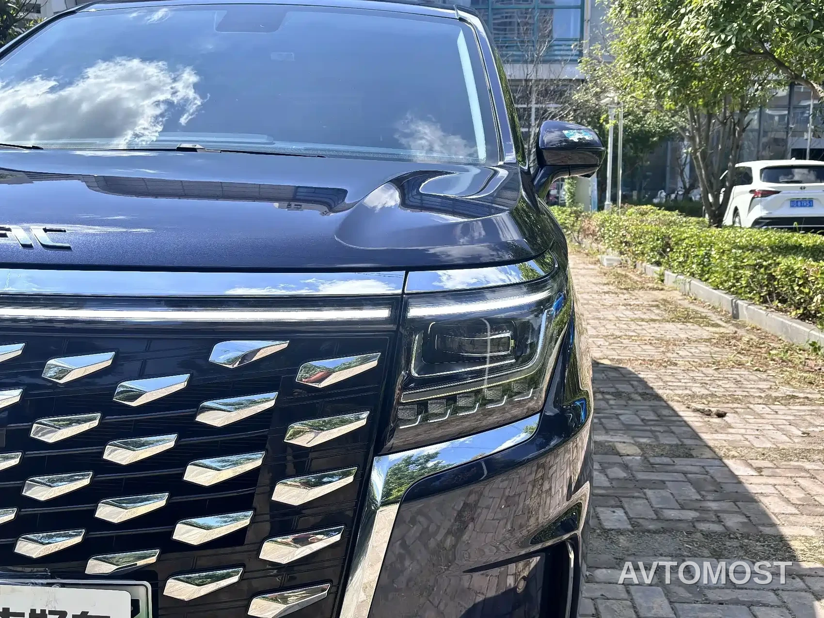 JAC Refine RF8 PHEV 2024 Smart Edition 1.5T 150KM Flagship (LFP) — фото 4
