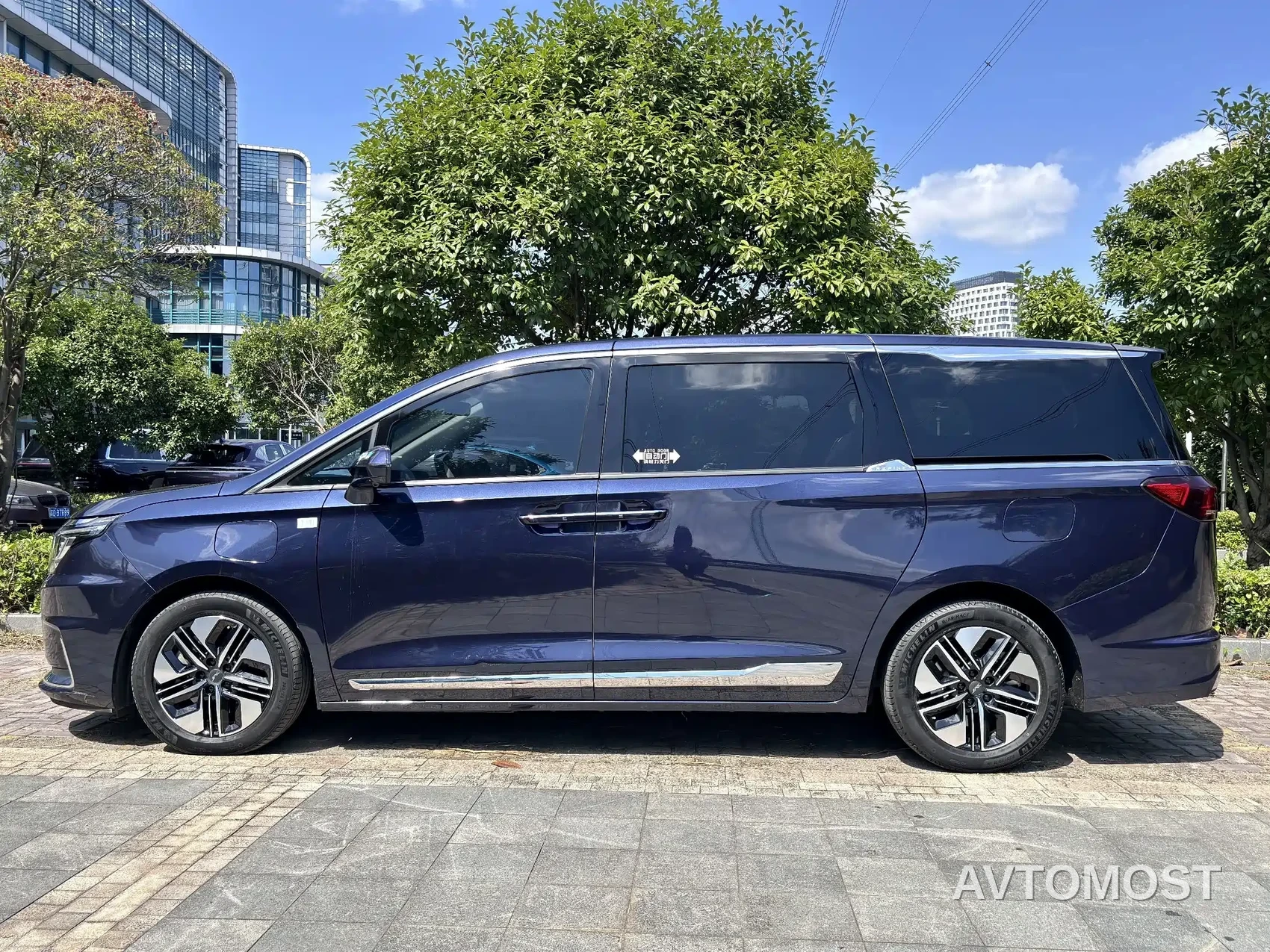 JAC Refine RF8 PHEV 2024 Smart Edition 1.5T 150KM Flagship (LFP) — фото 19