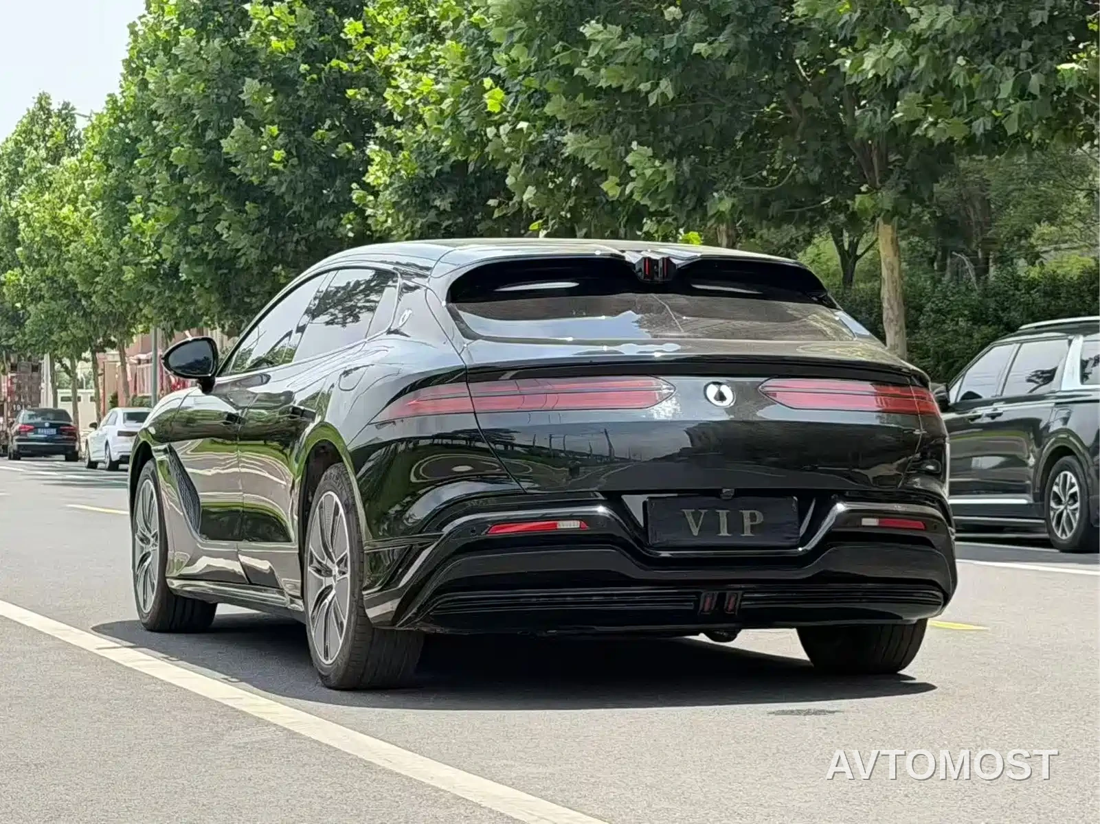 Denza Z9GT 2024 Model 1100 AWD Max Edition — фото 7