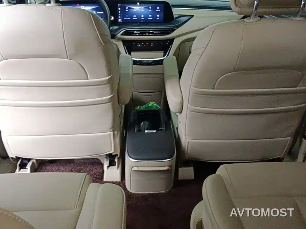 Buick GL8 New Energy 2025 Landprestige First Edition 7-Seater — фото 12