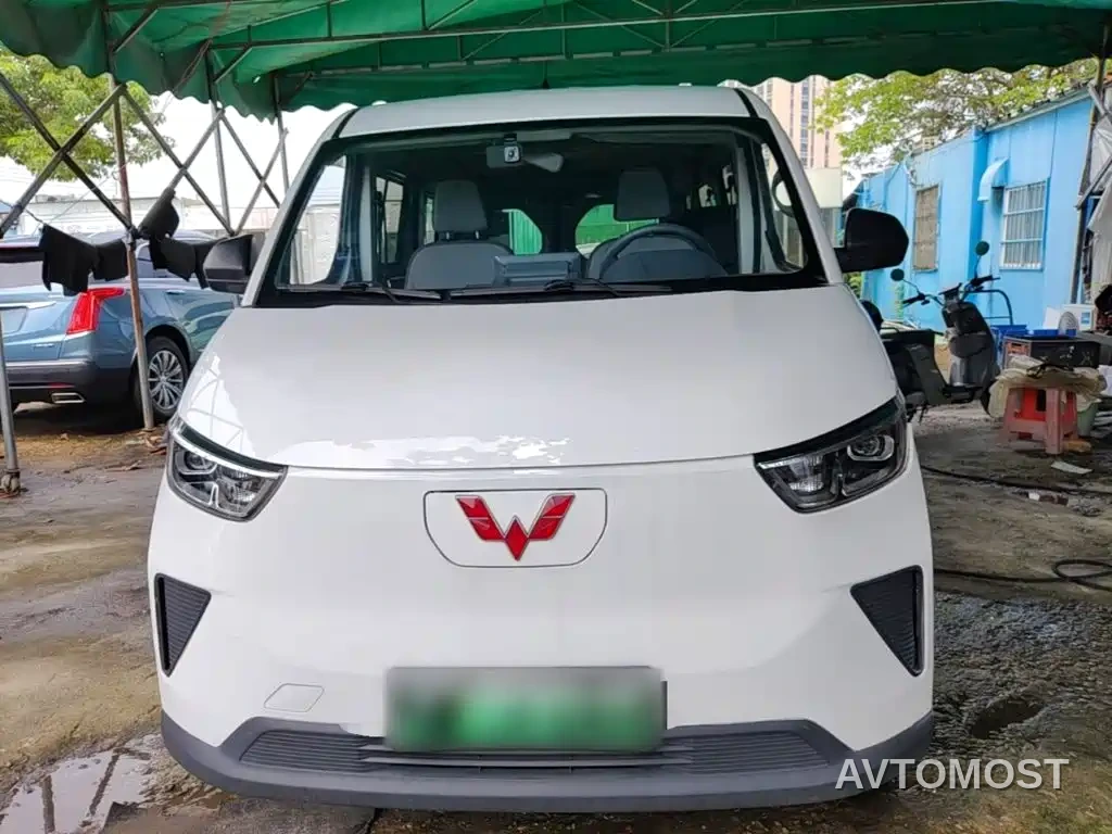Wuling Yangguang 2024 300KM Comfort Bus Version 75kW — фото 2