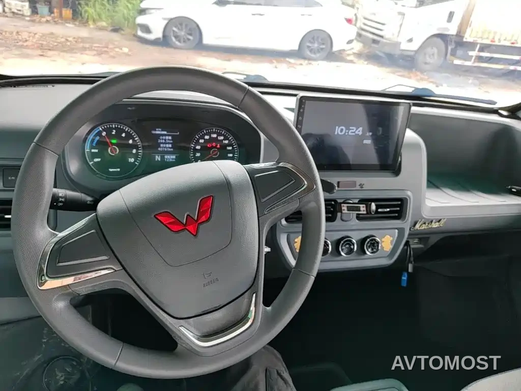 Wuling Yangguang 2024 300KM Comfort Bus Version 75kW — фото 5