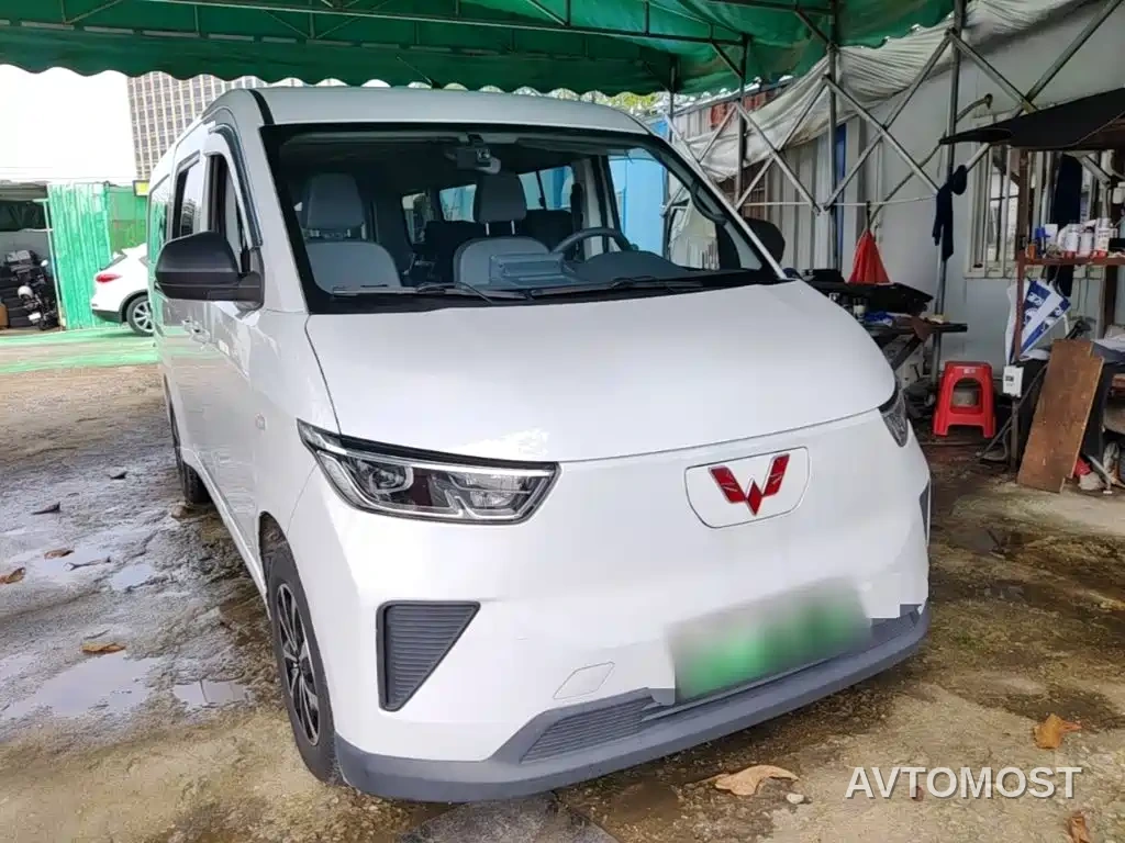 Wuling Yangguang 2024 300KM Comfort Bus Version 75kW — фото 16