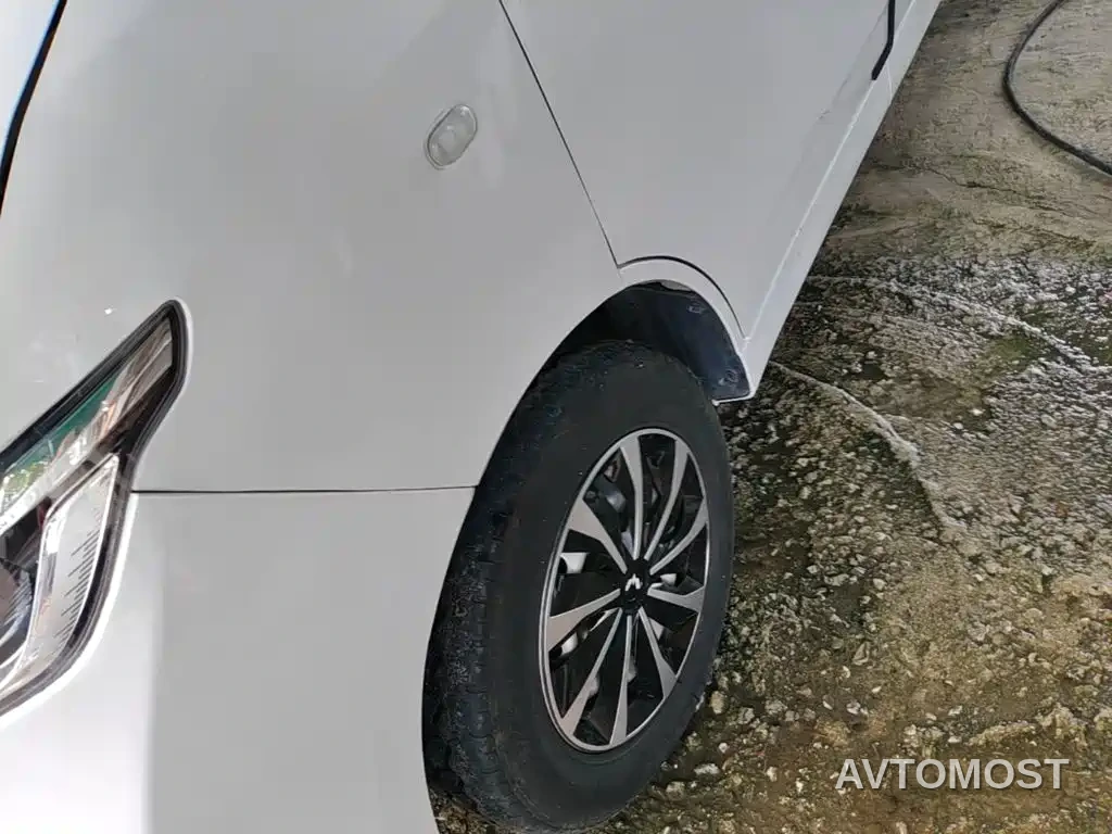 Wuling Yangguang 2024 300KM Comfort Bus Version 75kW — фото 19