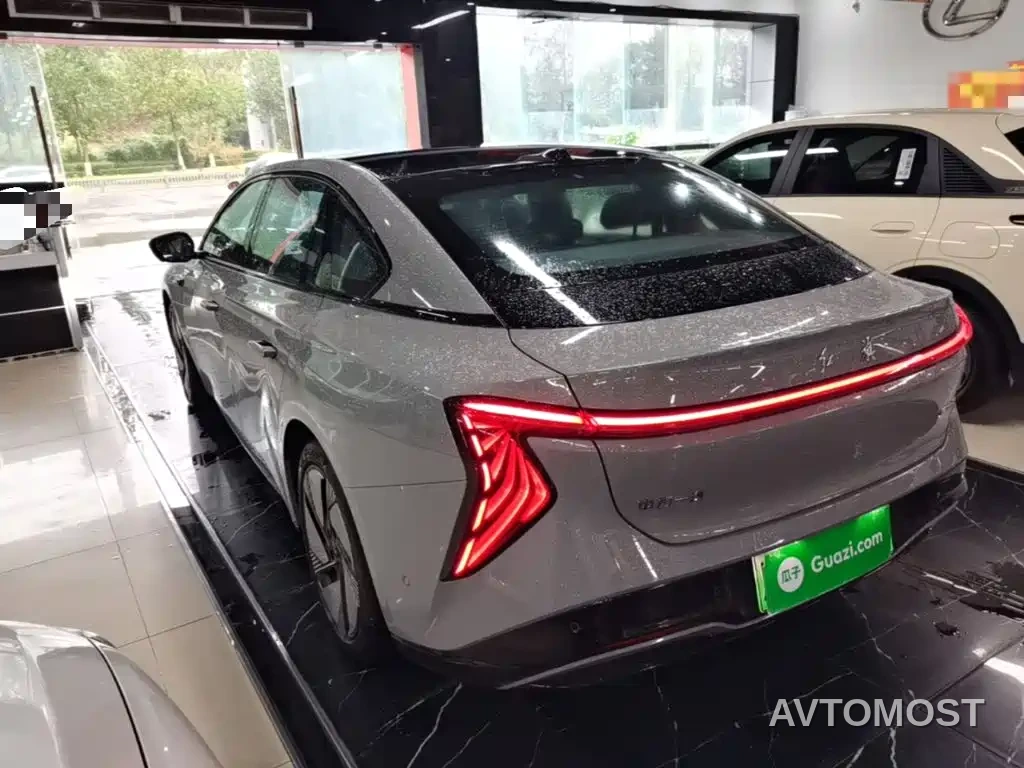 Hongqi EH7 2025 640 AWD Smart Selection Edition — фото 5