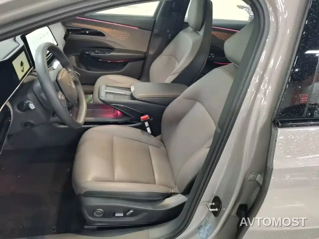 Hongqi EH7 2025 640 AWD Smart Selection Edition — фото 15