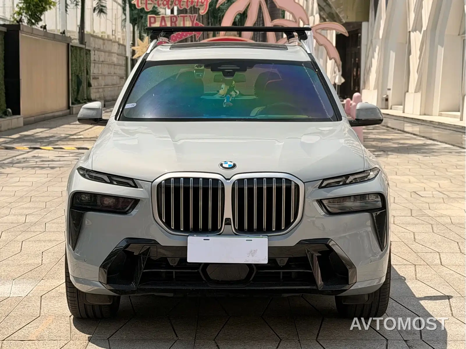 BMW X7 2023 xDrive40i Exclusive M Sport Package — фото 2