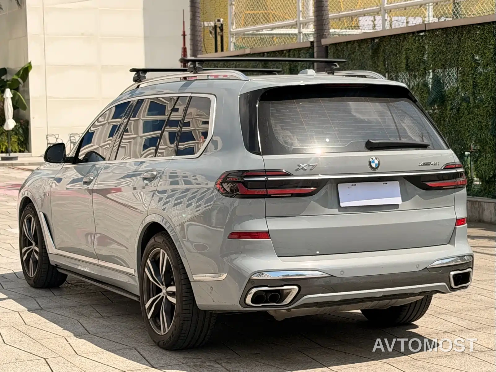 BMW X7 2023 xDrive40i Exclusive M Sport Package — фото 4